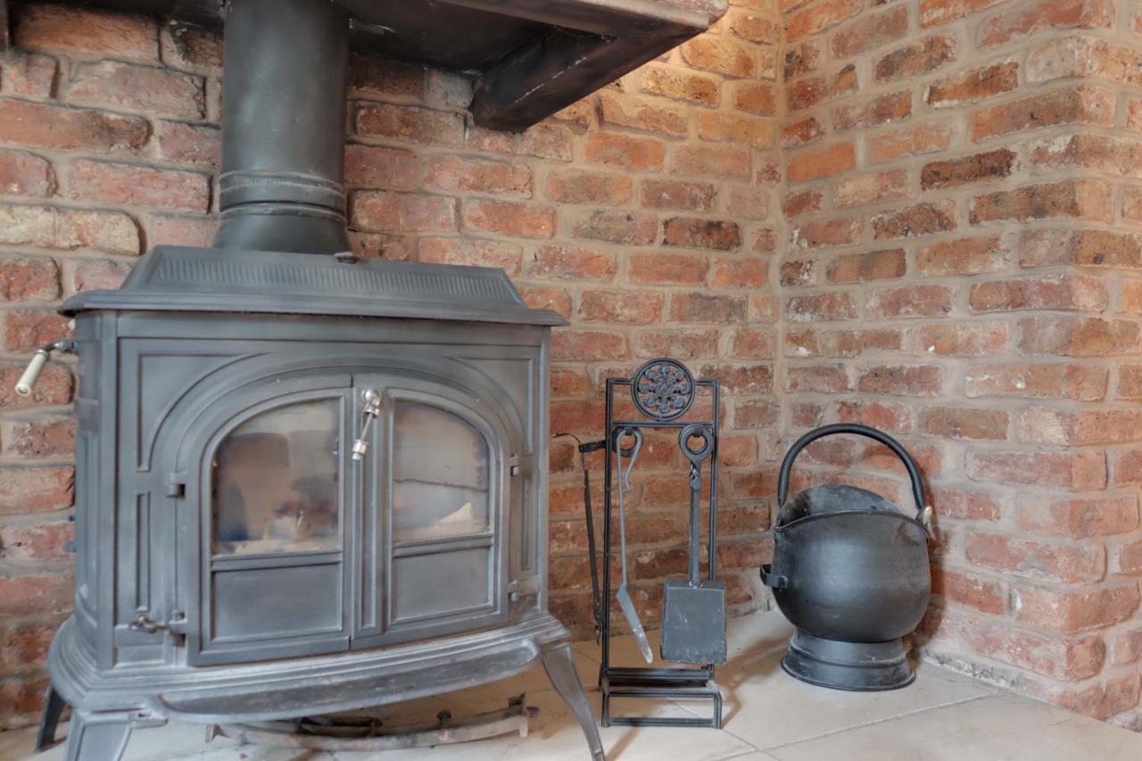 チェスター Bretton House Farm Retreatヴィラ エクステリア 写真